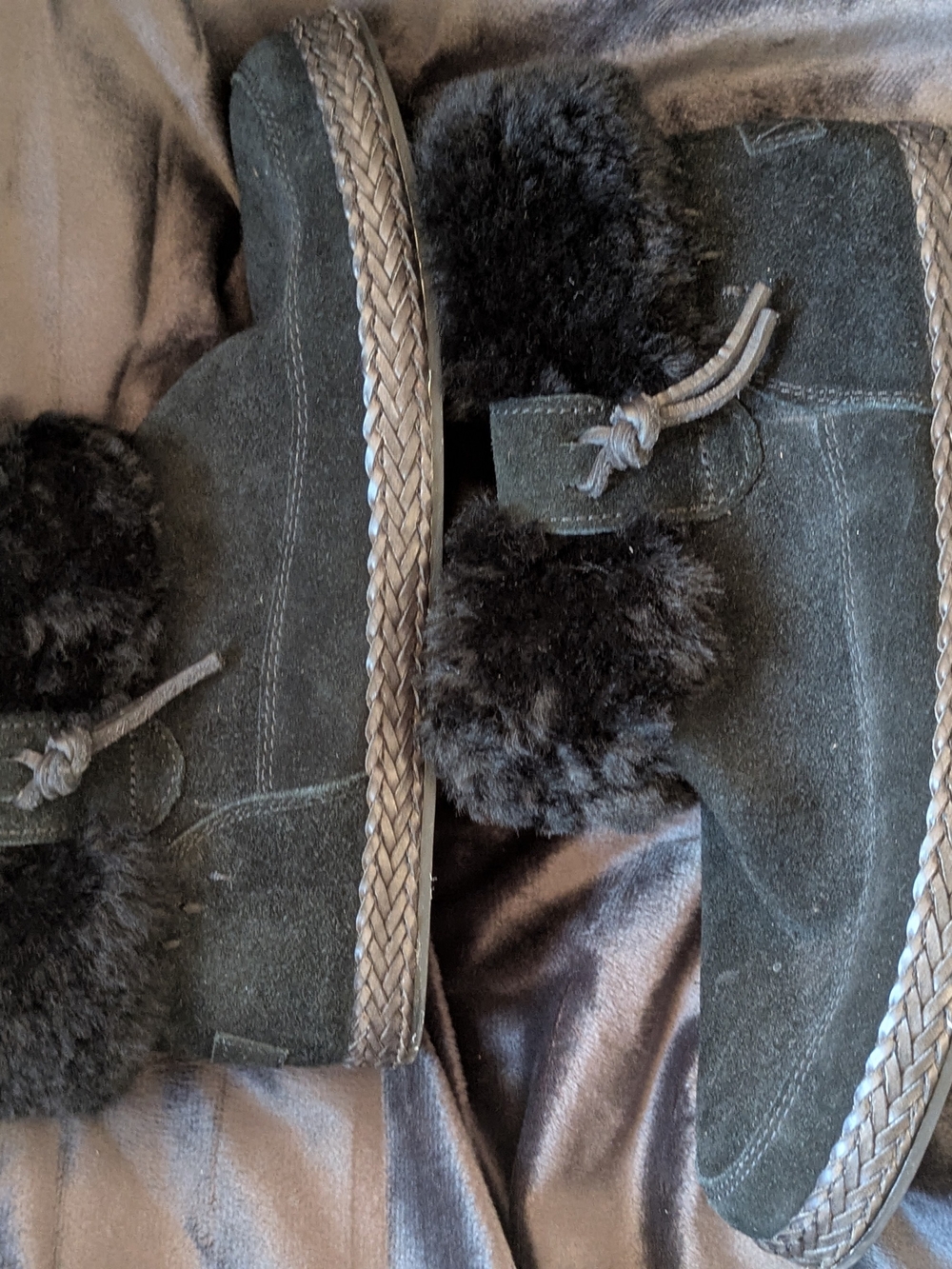 Shoulder Bag (likely)